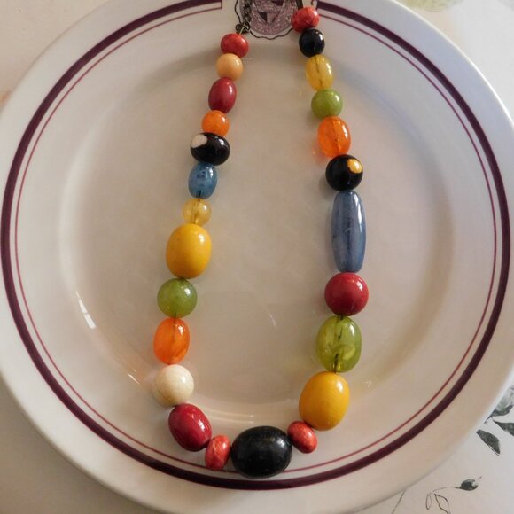 🍃🌳Multicolor Bead Statement Necklace 🌳🍃 - Picture 2 of 7
